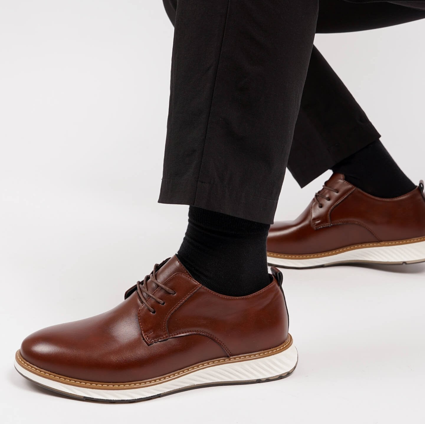 Valois Paris Élégance — Chaussures Homme à lacets Marron